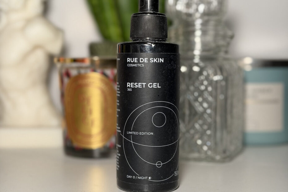 Rue de Skin Reset Gel to bazowy żel do mycia twarzy 