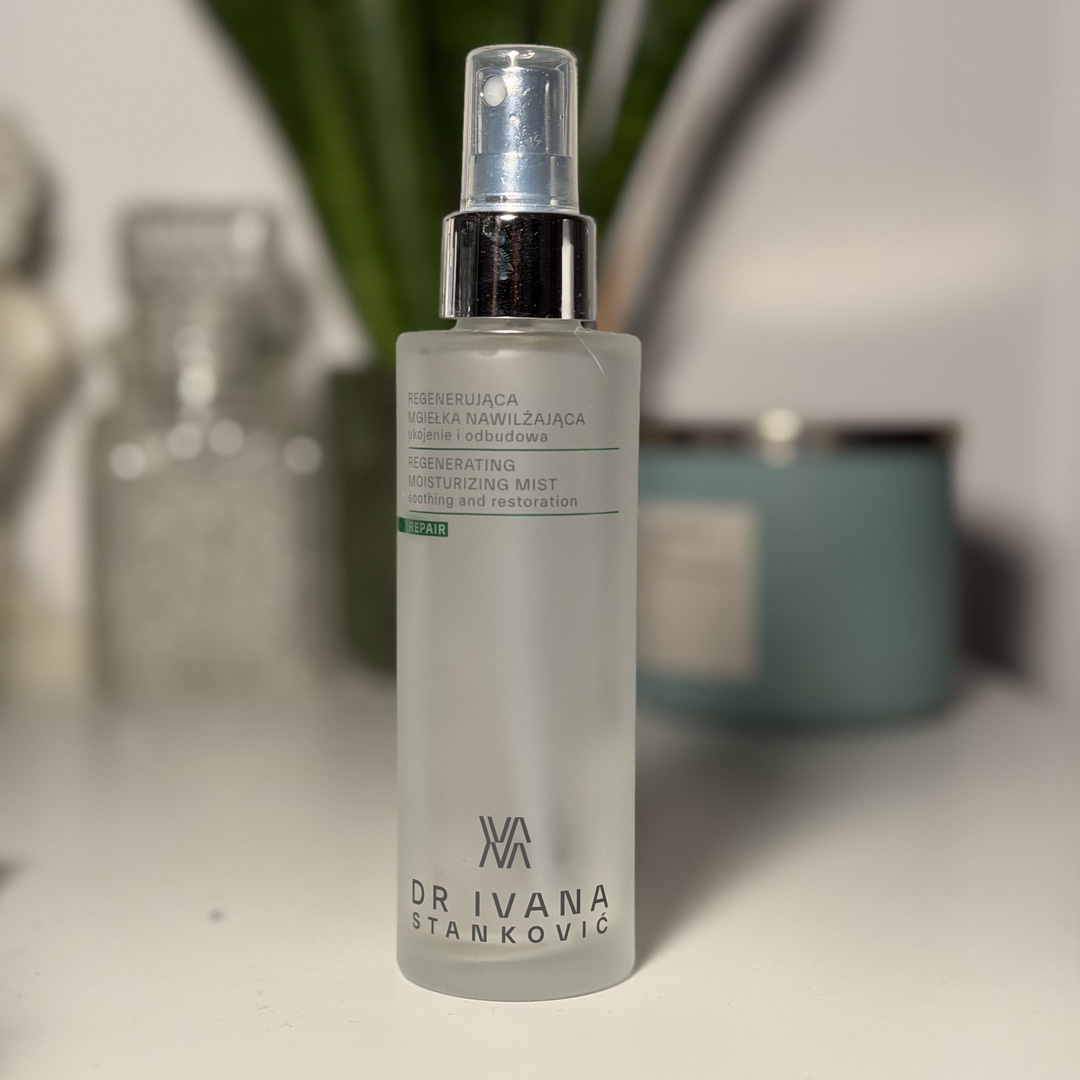 Dr Ivana Regenerująca Mgiełka Nawilżająca