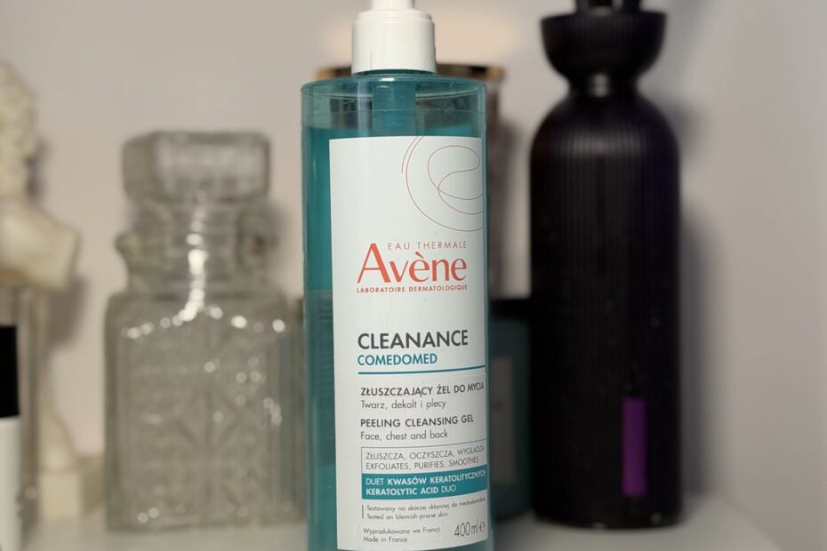 Avene Cleanance Comedomed złuszczający żel to relatywnie łagodny, ale efektywny głęboki myjacz