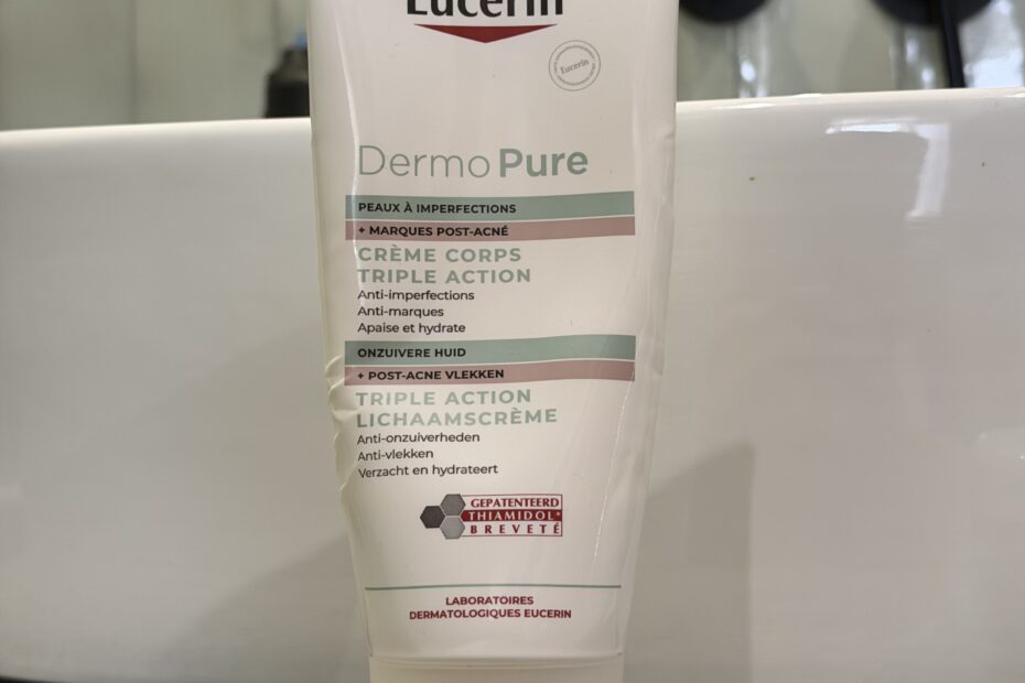 Eucerin Dermopure krem do ciała to konkretny zawodnik na przebarwienia potrądzikowe na ciele.